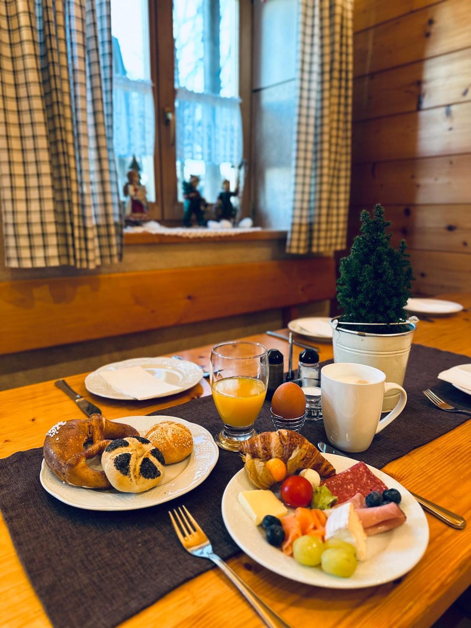 Beim Huber In Linden Hotell Linden  Eksteriør bilde
